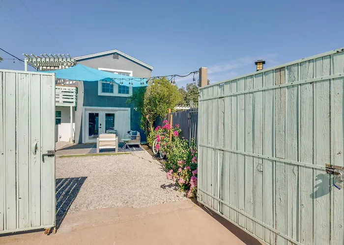Apartment Sleek 4 Mi To Dtwn Phoenix: Pets Welcome! Phoenix